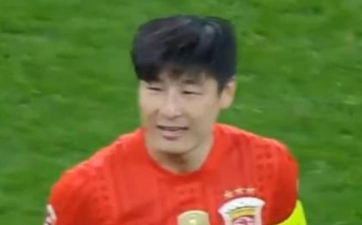 武磊替补爆发梅开二度,禁区之王强势回归;法拉利永不过时。 体育新闻 武磊替补爆发梅开二度,禁区之王强势回归;法拉利永不过时。 体育新闻