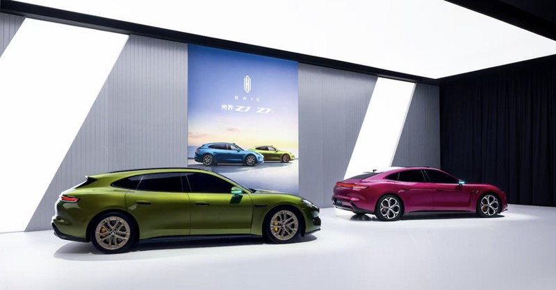  华为春季新品震撼登场，鸿蒙智行三款车型强势布局主流市场。 汽车科技