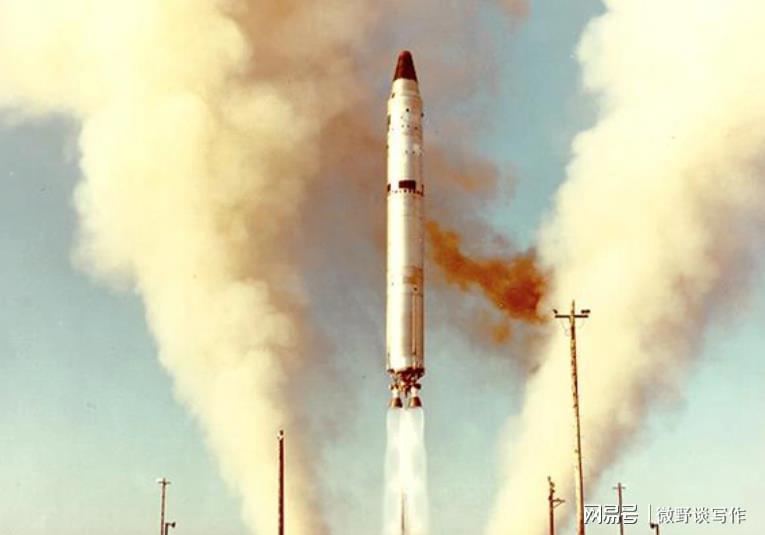  万枚导弹齐发：揭秘苏联军事力量的极限控制方法 新闻 万枚导弹齐发：揭秘苏联军事力量的极限控制方法 新闻